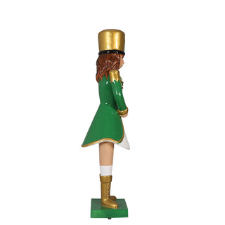 CALLY NUTCRACKER
